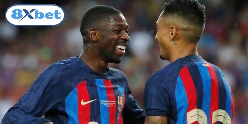Dembele và Raphinha từng cạnh tranh vị trí cánh phải tại Barca
